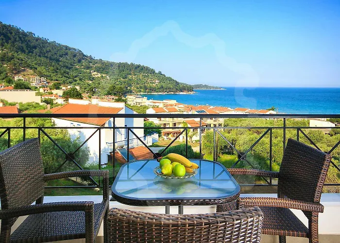 Loretta Mezonett I * Chrysi Ammoudia